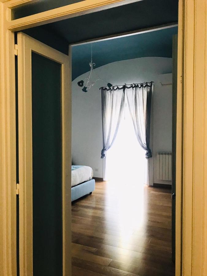 Suite Mari Неаполь Екстер'єр фото