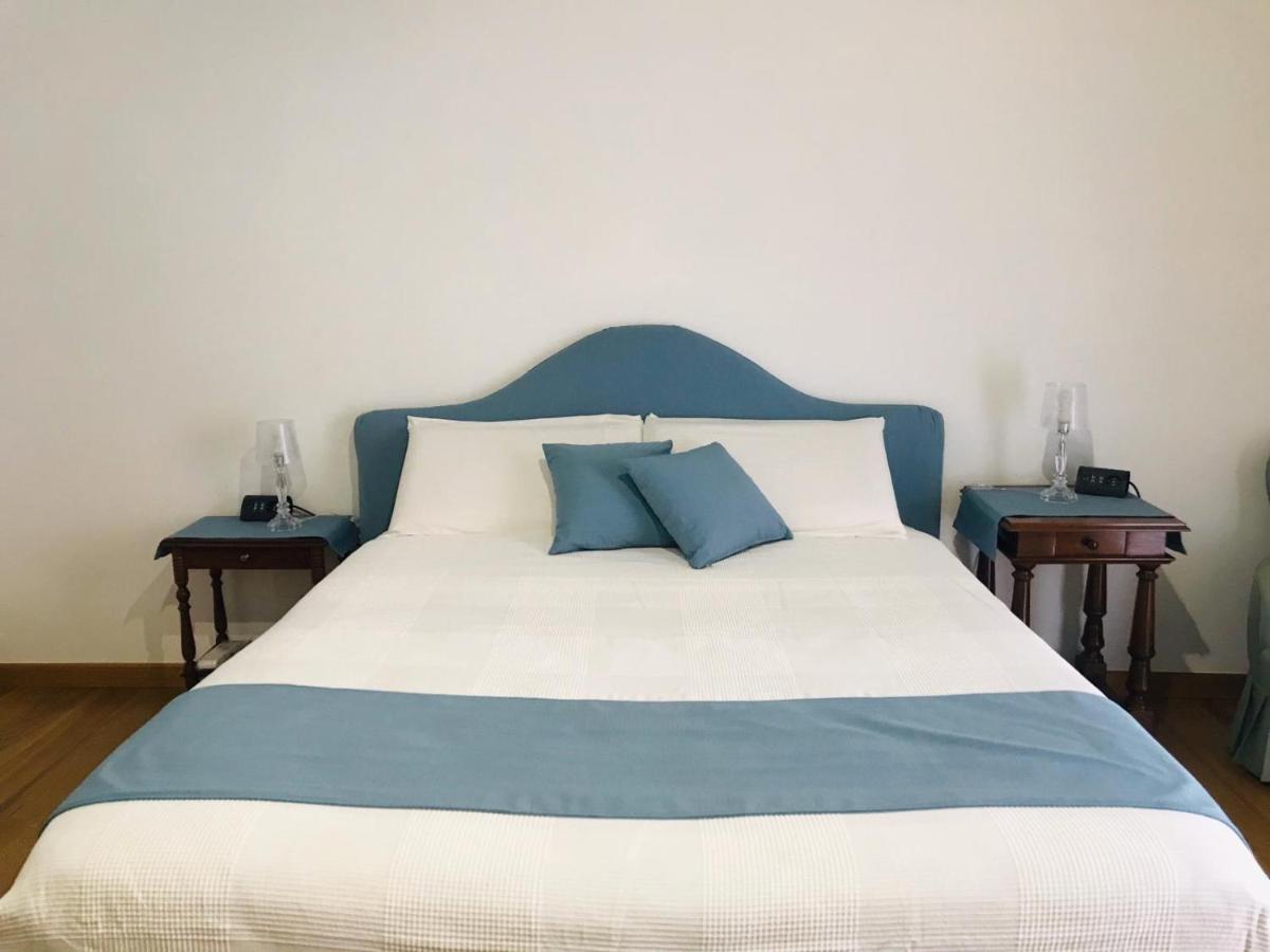 Suite Mari Неаполь Екстер'єр фото